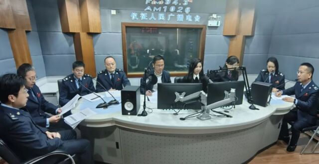市税务局走进《行风热线》直播室 回应纳税人关切_腾讯新闻