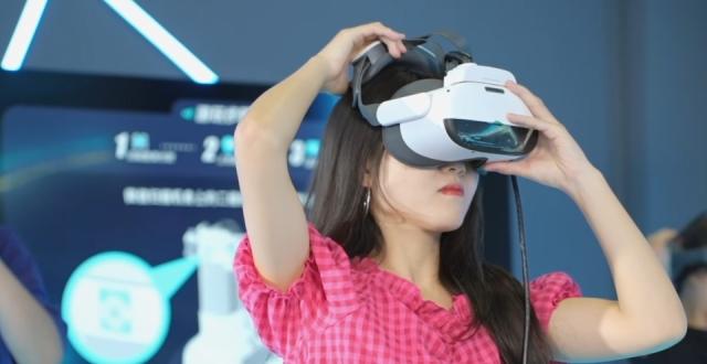 上海VR/AR产业博览会登上央视CCTV-10《创新进行时》，定档今晚21:20播出；Sandbox VR收入突破2亿美元_腾讯新闻