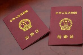 表兄妹登记结婚15年后想“离婚”，法院判婚姻关系无效，为什么当初能领证？15年的共同财产和子女该如何安排？