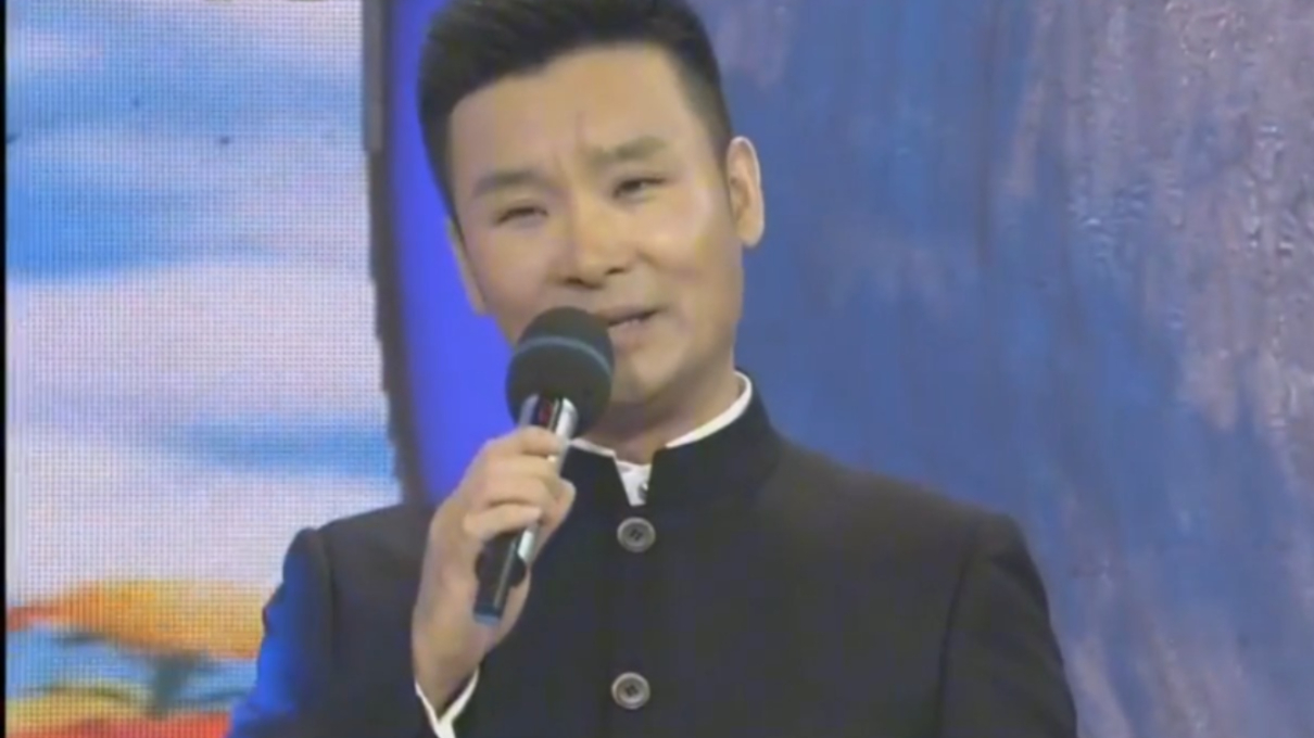 刘和刚演唱《孝敬爸妈不能等》，用歌声传递孝道真情，不愧是实力歌手_腾讯新闻