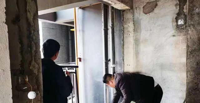 后续来了！执法部门迅速出击 11处违章建筑被强制拆除_腾讯新闻