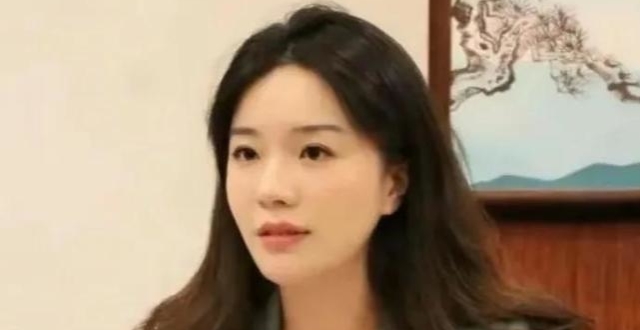 41岁的云南段颖局长与多人发生不正当关系，到底是跟谁发生的？_腾讯新闻