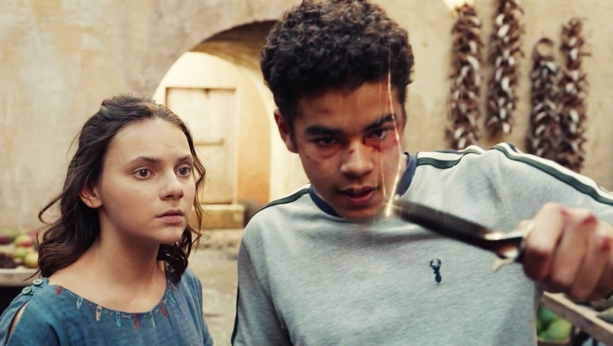 黑暗物质 第二季丨神奇匕首居然能切开时空的裂缝,穿越时空!