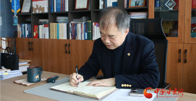 【2024甘肃两会】委员履职故事丨李张发：以法治思维优化营商环境_腾讯新闻