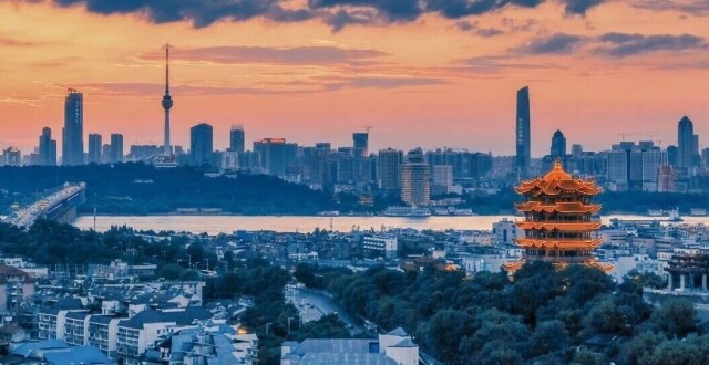 预计通车时间来了！武汉首条无人驾驶环线地铁、串联7个城区！_腾讯新闻