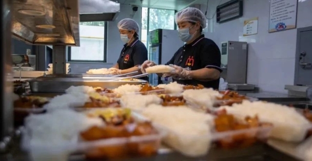 只要12元/份，免费送餐上门！_腾讯新闻