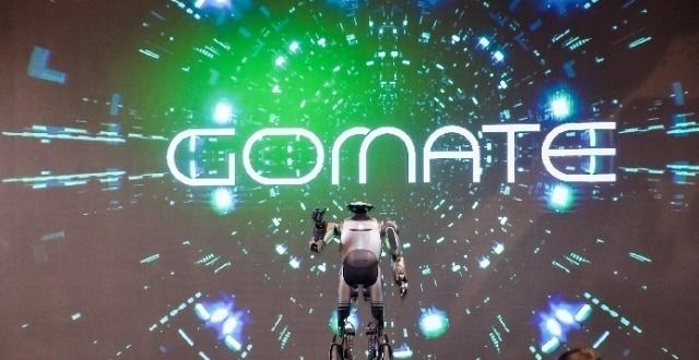 广汽集团发布第三代具身智能人形机器人GoMate_腾讯新闻