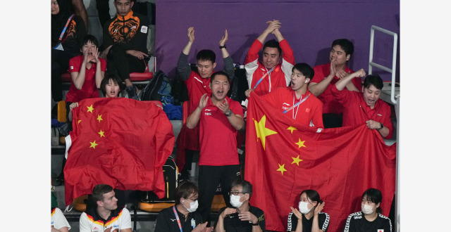跳水——练俊杰/杨昊获男子双人10米台冠军_腾讯新闻