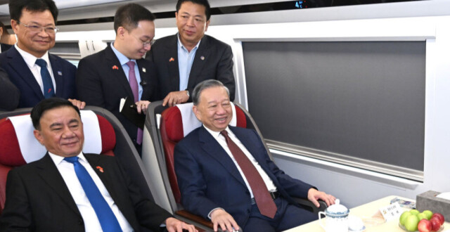 大外交｜苏林12小时深度体验铁路“中国速度”缩略图