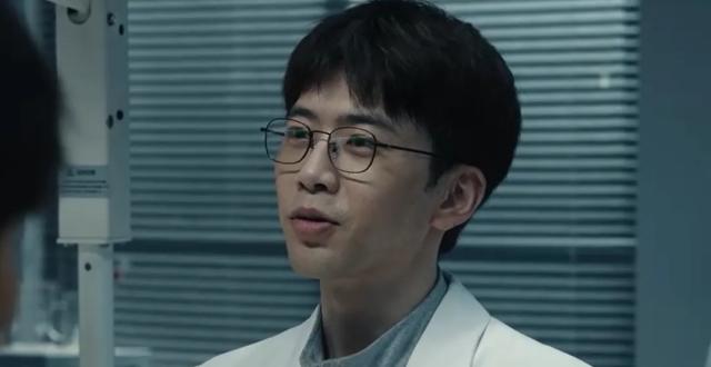 《白夜追凶2》被骂上热搜！女法医换成男法医，演员被质疑关系户_腾讯新闻