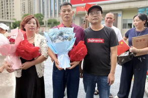 福建女商人职务侵占案同案从犯再审开庭，此前主犯已改判无罪，从犯是否必然无罪？为何还需单独再审？