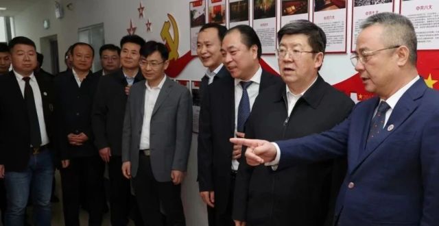 今天（3月28日）下午，任泽锋调研社会组织建设情况，到了这些地方……_腾讯新闻