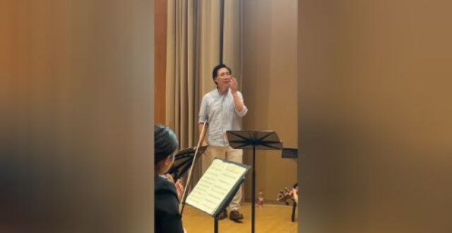 “泪珠儿湿透衣襟”廖院的《怀念》声情并茂_腾讯新闻