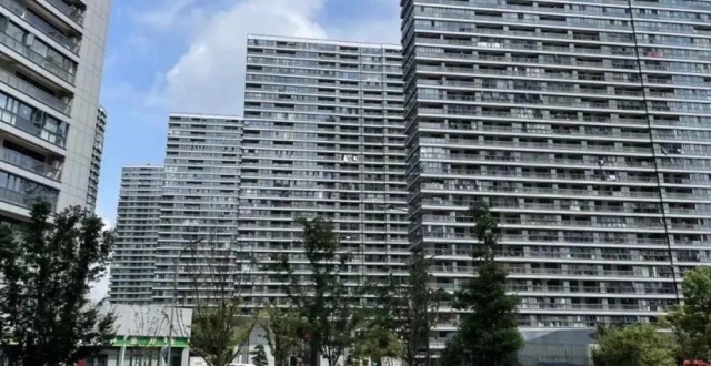 政策“狂飙一日”，北京上海等多地今起已执行公积金新政，有项目“开盘现场如同菜市场”？_腾讯新闻