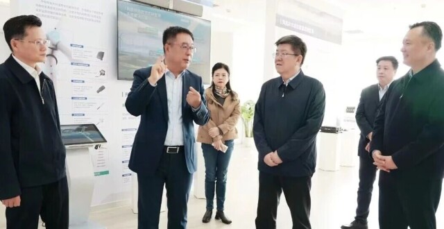 任泽锋率队赴北京招商考察_腾讯新闻