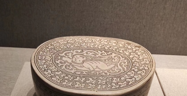 品鉴 | 定瓷与漆器的“情缘”_腾讯新闻