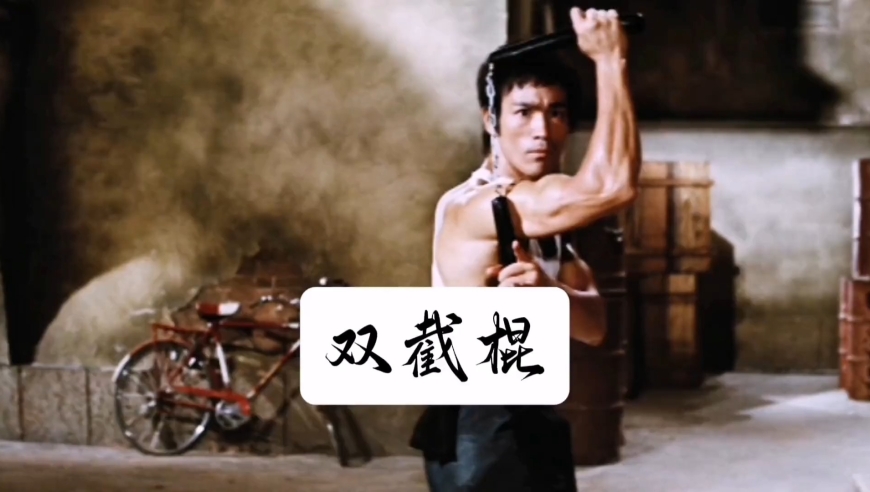 弹簧刀：靠弹簧自动弹刃，便携隐蔽，属管制刀具_腾讯新闻