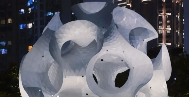 “空间协奏”奏响！2024中国·上海静安国际雕塑展开幕，精彩抢先看_腾讯新闻
