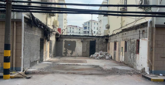 多处违章搭建被拆除，这个街道打好拆违治乱攻坚战_腾讯新闻