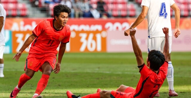 中国U23男足战胜乌兹别克斯坦，28年来首获亚运铜牌缩略图