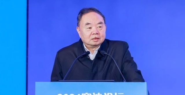 周济院士：推进人工智能赋能新型工业化是加快建设制造强国的技术路线_腾讯新闻