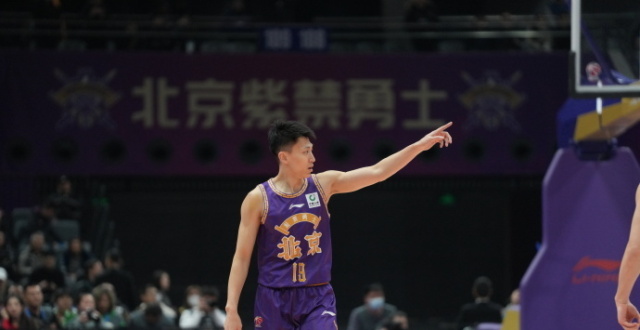 刘晓宇与北控压哨续约一年 新赛季继续在北控发光发热_腾讯新闻