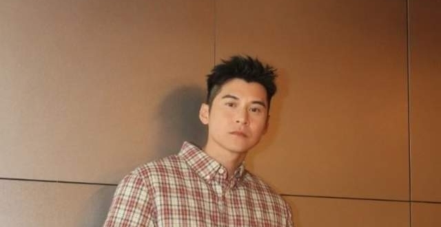 有意“停工”！港圈男神自曝随时消失幕前，愿为角色付出所有努力_腾讯新闻