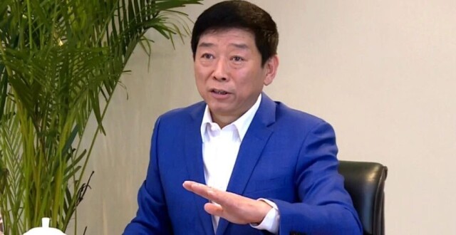 从乡镇小厂到汽车巨头 魏建军的长城传奇_腾讯新闻