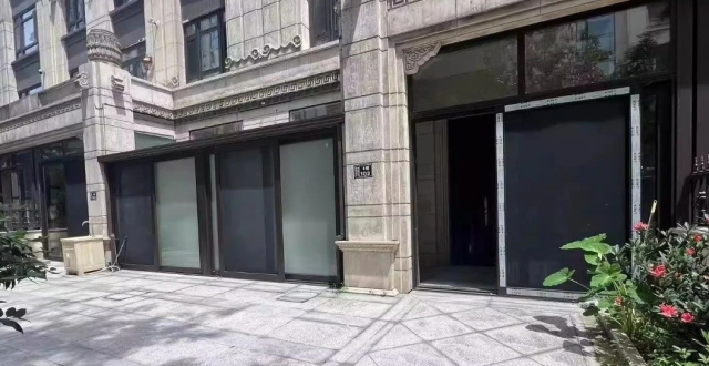 评估价1亿，起拍价直接打2折，杭州这套一线江景排屋要拍卖了_腾讯新闻