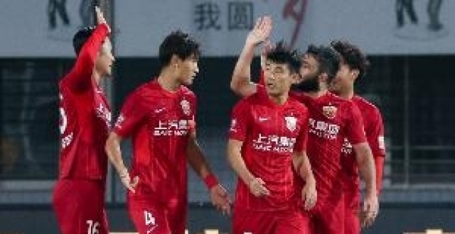 武磊致谢球迷：为输球抱歉，你们一直忍受外界嘲讽却始终不离不弃_腾讯新闻