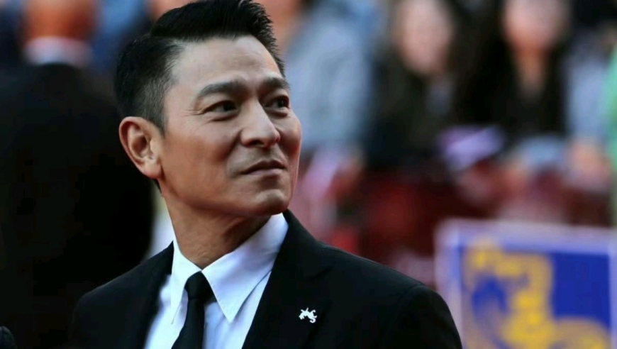 刘德华出席多伦多电影节,领取华人第一个特别贡献奖