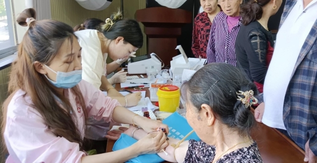 肖家坊镇：送诊下乡 送医到家_腾讯新闻