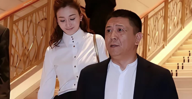 徐佳宁求婚时说给李小冉5亿