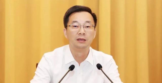 “最强县级市”书记周伟，任代市长_腾讯新闻