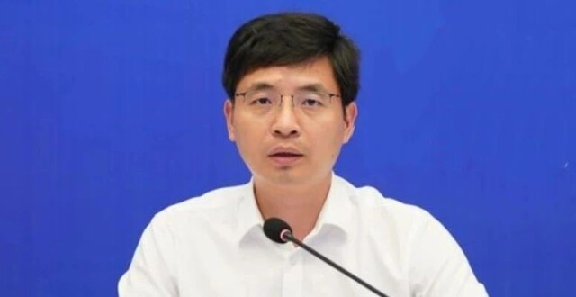 “80后”张桥，任大学校长_腾讯新闻