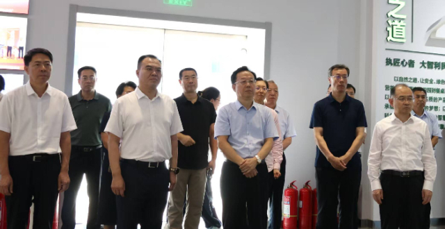 省政协副主席刘均刚来滨调研_腾讯新闻