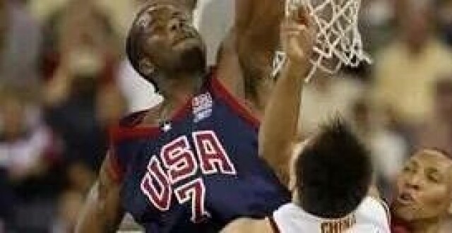 如果胡卫东和刘玉栋去 NBA，在 NBA 能打上主力吗？