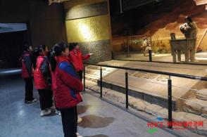 商丘市睢阳区文化办事处南京路小学到商丘火神台开展研学活动县域播报