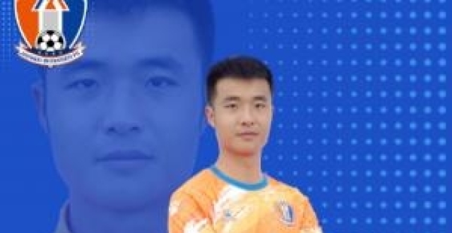 媒体人：别人喊冤难打动大家，但杨文吉彻底揭开中国足球遮羞布_腾讯新闻