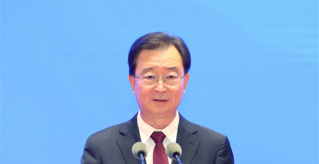 汇聚侨力 共谋发展 “2025华商聚云南”活动在昆开幕 王宁连小敏致辞 王予波作推介 刘晓凯主持_腾讯新闻