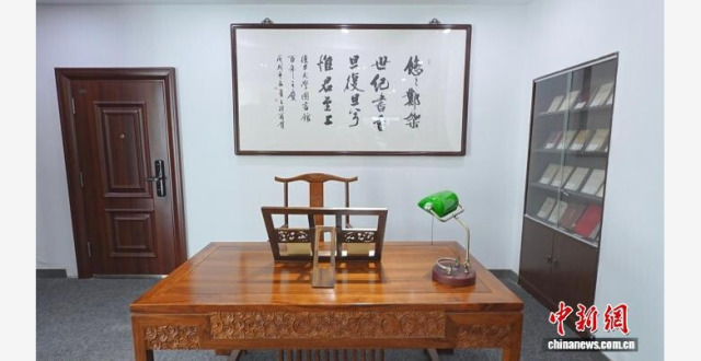 （文化中国行·校馆弦歌）复旦大学红色特藏“活”起来：从“深闺库房”到“一线前台”_腾讯新闻