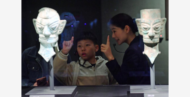 三星堆文物怎么还有火锅