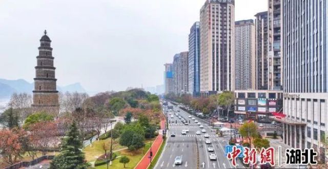 宜昌那么多城市“风光大片”，原来都是出自他们之手_腾讯新闻