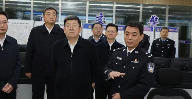 任泽锋督导文明创建工作_腾讯新闻