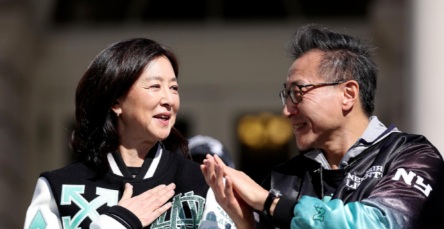 阿里巴巴集团主席蔡崇信与妻子吴明华宣布离婚，怎样看待他们的婚姻？会对两人身后的商业帝国产生影响吗？