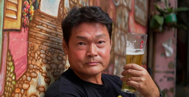 周文健：从澳门赌场回到香港电影圈，难忘与周星驰拍亲密戏_腾讯新闻