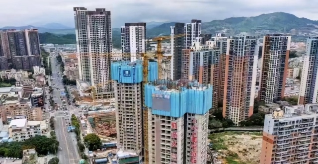深圳一烂尾楼盘复盘，“5折”开卖遭已购业主抵制_腾讯新闻