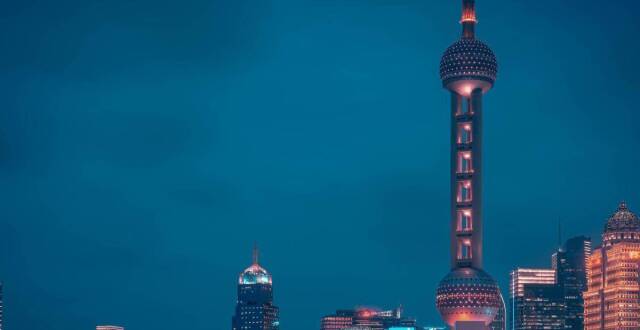 豪宅租赁市场大变局：二房东的冷暖自知_腾讯新闻