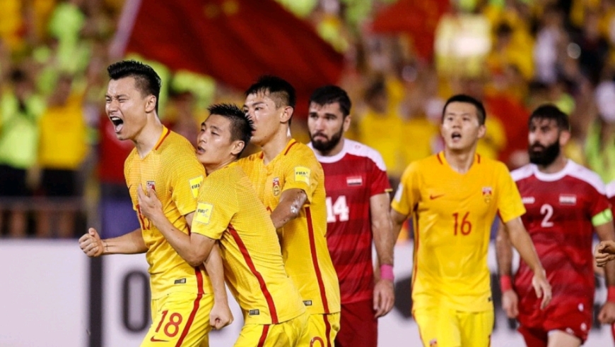 体坛名场面|原声回顾17年国足2-2叙利亚:郜林点射 吴曦凌空斩