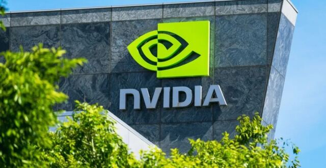 【硬件资讯】GeForce RTX品牌Logo增加新标语，游戏显卡也将专注赋能AI？玩家在哪里呢？？_腾讯新闻